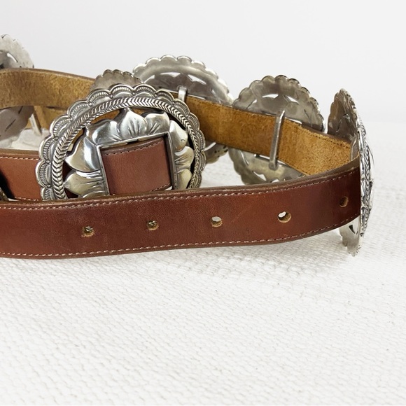 Brighton Western Brown Leather Concho Belt with Metal Silver Tone details size L - Picture 4 of 10